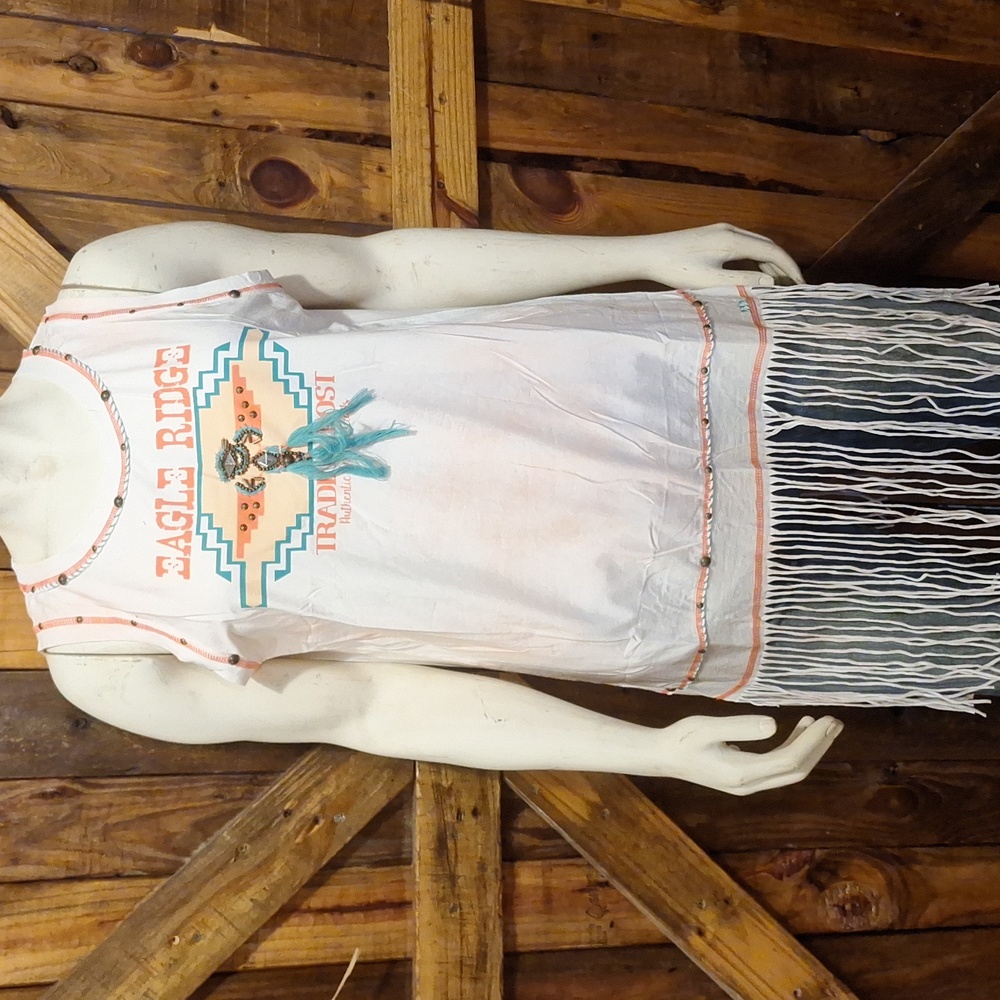 💫 NWT Delila Sleeveless Top With Fringe